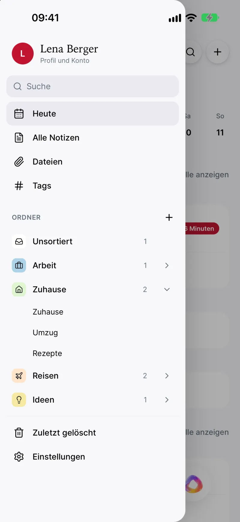 Das Seitenmenü mit Suche, Heute, Alle Notizen, Dateien und Tags und den Ordnern Unsortiert, Arbeit, Zuhause, Reisen und Ideen; Zuhause ist mit den Unterordnern Umzug und Rezepte aufgeklappt.